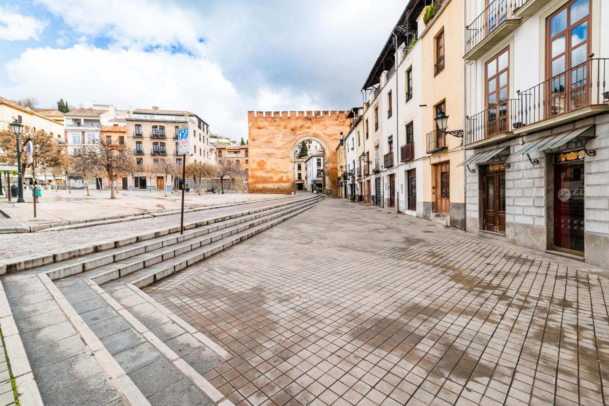 Wekey Homes Granada, Elvira Suites Centro Buitenkant foto